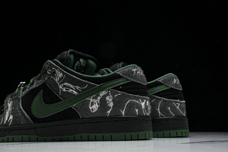 Nike SB Dunk Low There Skateboards