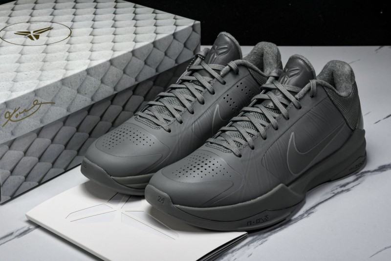 Nike Kobe 5 Black Mamba Collection Fade to Black