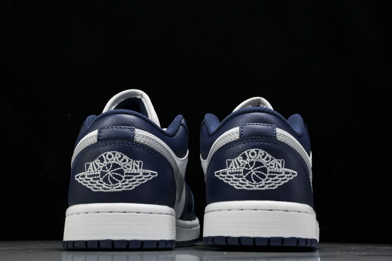 Jordan 1 Low Wolf Grey Midnight Navy