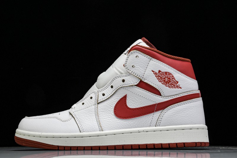 Jordan 1 Mid SE Dune Red