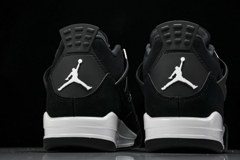 Jordan 4 Retro White Thunder