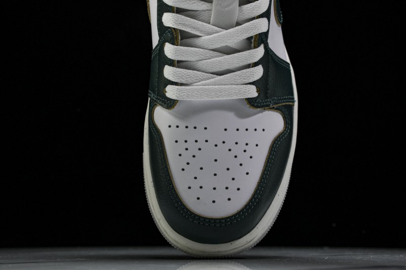 Jordan 1 Low SE Oxidized Green