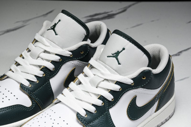 Jordan 1 Low SE Oxidized Green