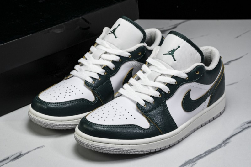 Jordan 1 Low SE Oxidized Green