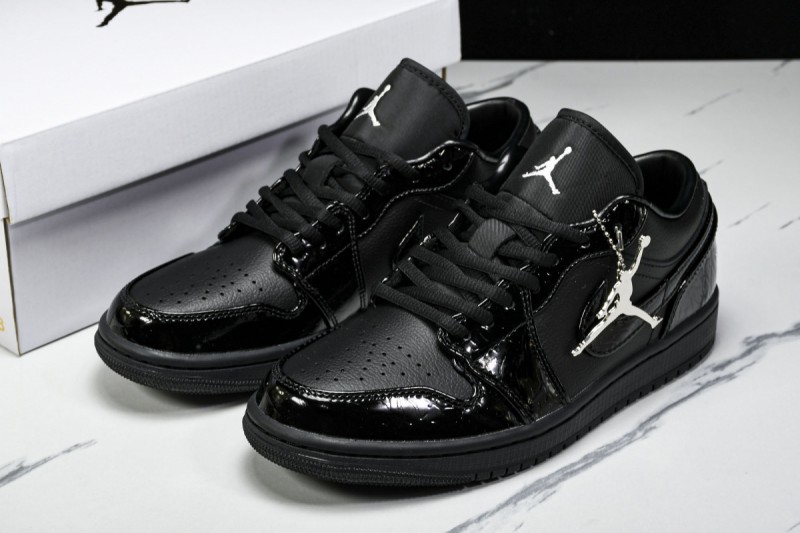 Jordan 1 Low SE Patent Elephant Black