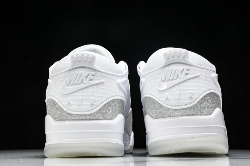 Air Jordan 4RM White Metallic Silver