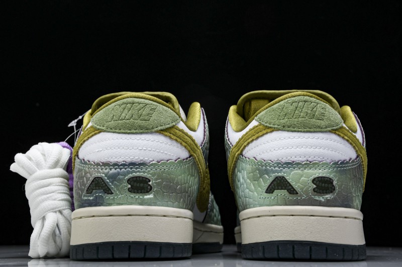 Nike SB Dunk Low Alexis Sablone Chameleon