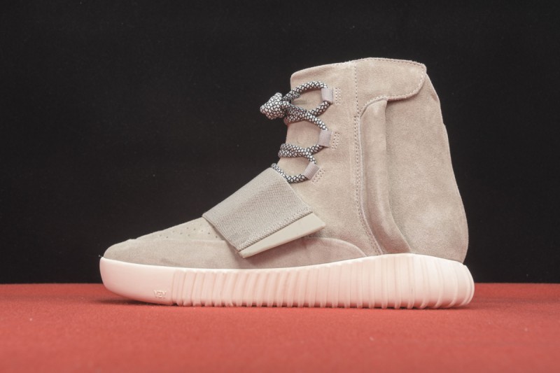 adidas Yeezy Boost 750 OG Light Brown