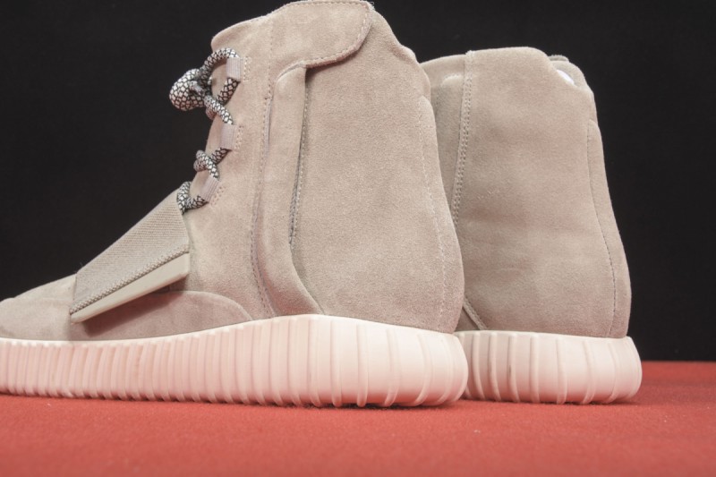 adidas Yeezy Boost 750 OG Light Brown