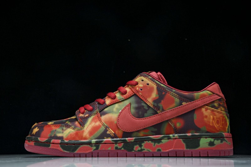 Nike SB Dunk Low The Wizard of Oz Poppy Field